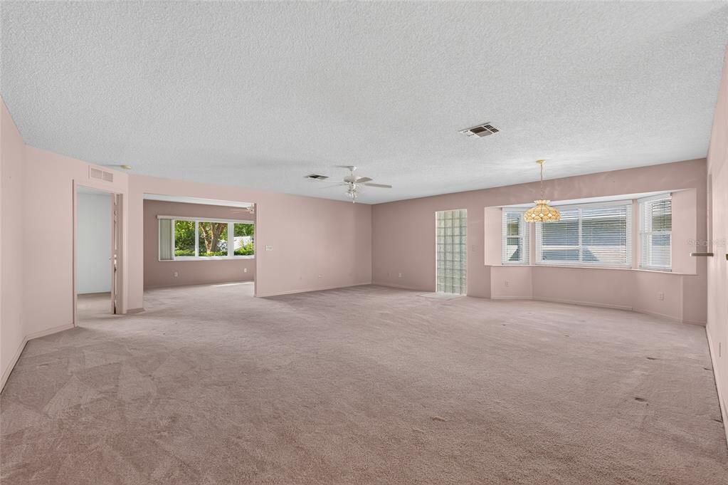 For Sale: $219,000 (2 beds, 2 baths, 1770 Square Feet)