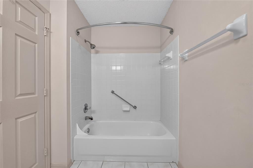 For Sale: $219,000 (2 beds, 2 baths, 1770 Square Feet)