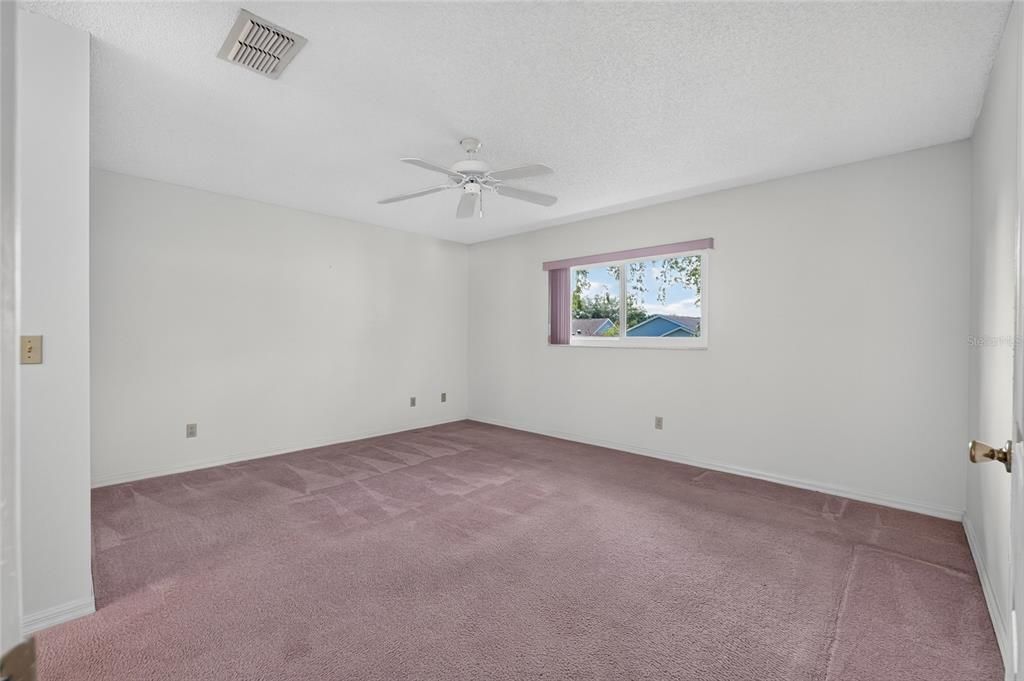 For Sale: $219,000 (2 beds, 2 baths, 1770 Square Feet)
