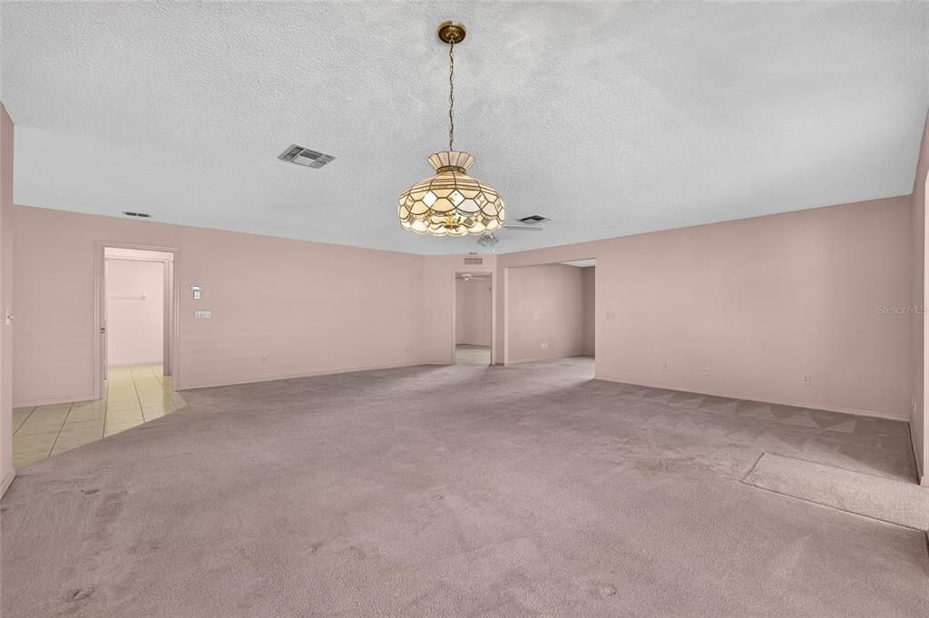 For Sale: $219,000 (2 beds, 2 baths, 1770 Square Feet)