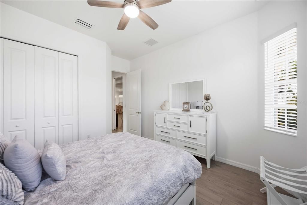 En Venta: $729,000 (3 camas, 2 baños, 2078 Pies cuadrados)