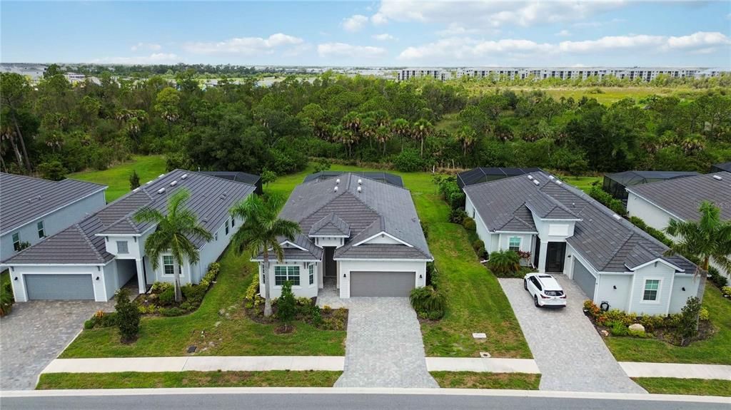 En Venta: $729,000 (3 camas, 2 baños, 2078 Pies cuadrados)