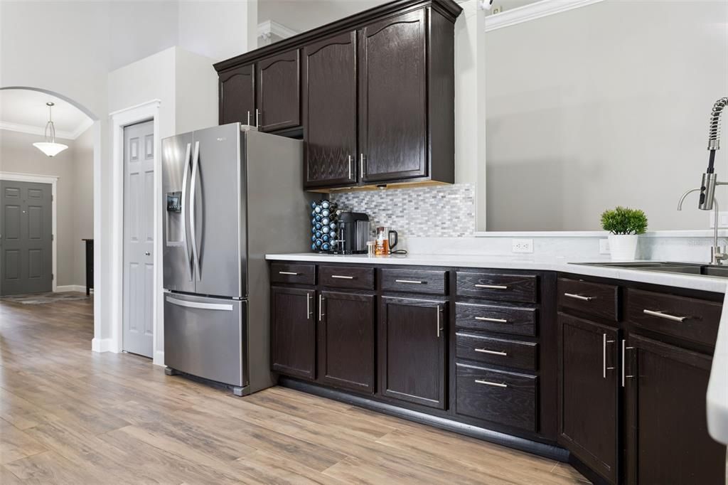 For Sale: $489,900 (4 beds, 2 baths, 2117 Square Feet)