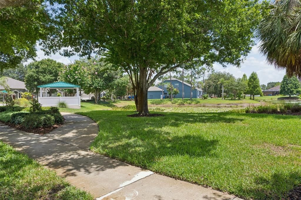 For Sale: $489,900 (4 beds, 2 baths, 2117 Square Feet)
