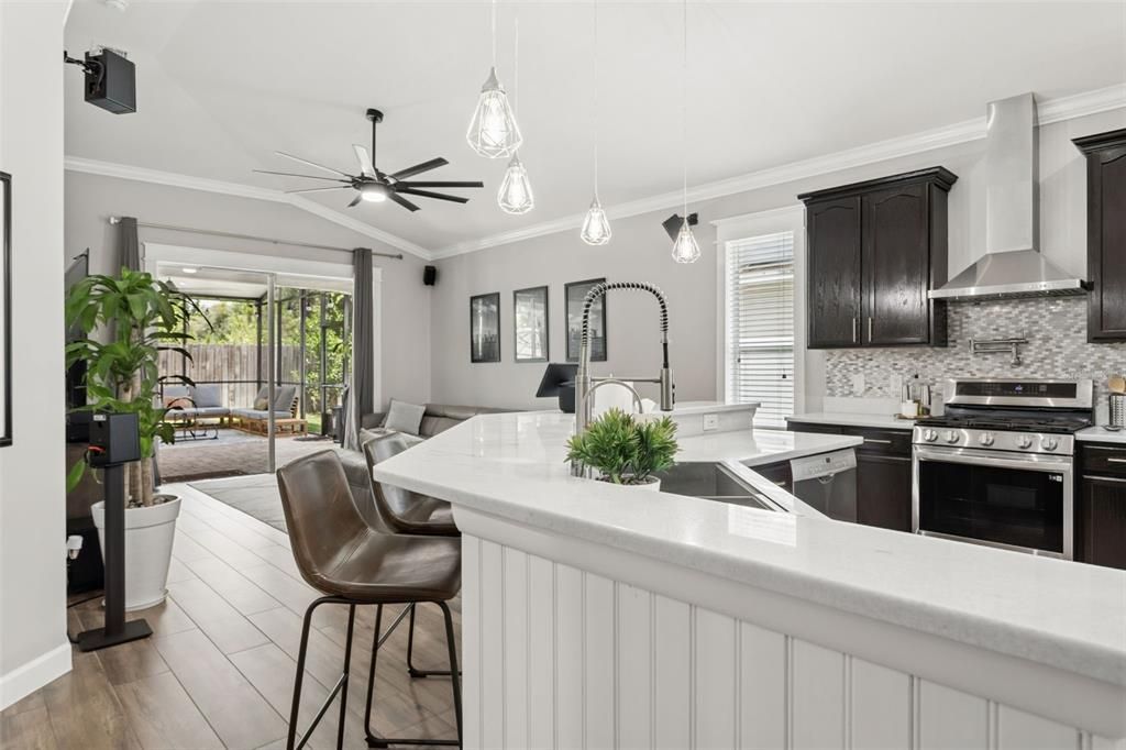 For Sale: $489,900 (4 beds, 2 baths, 2117 Square Feet)