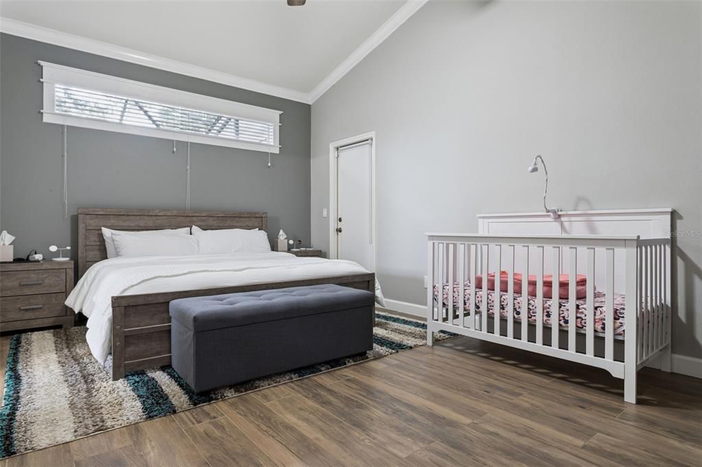 For Sale: $489,900 (4 beds, 2 baths, 2117 Square Feet)