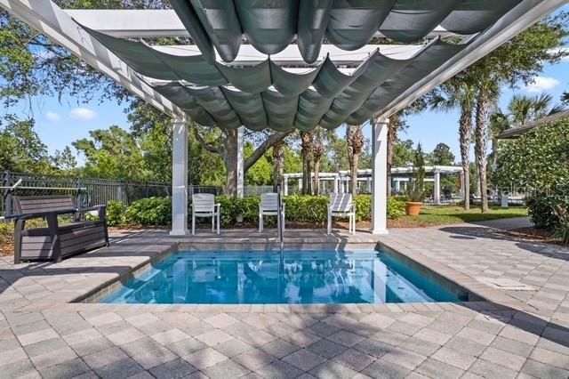 For Sale: $355,000 (2 beds, 2 baths, 1689 Square Feet)