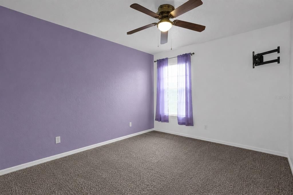 En Renta: $2,700 (4 camas, 3 baños, 1825 Pies cuadrados)