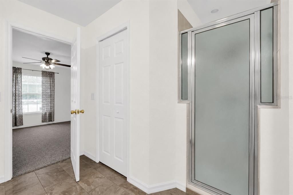En Renta: $2,700 (4 camas, 3 baños, 1825 Pies cuadrados)