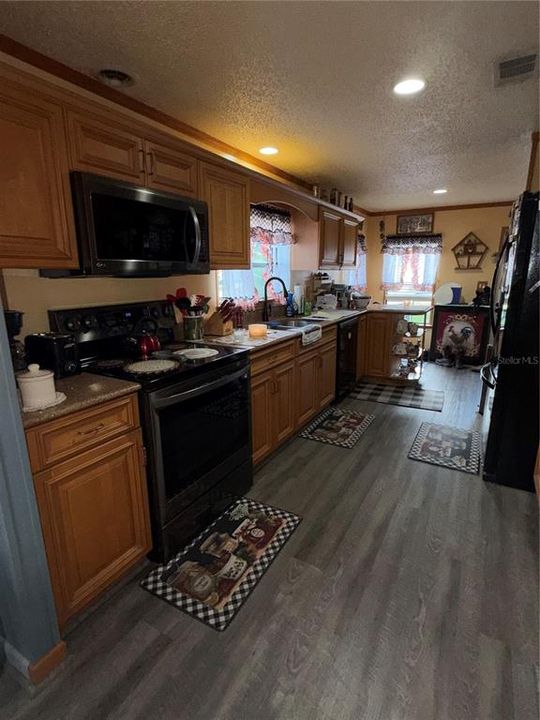 En Venta: $185,900 (3 camas, 2 baños, 1248 Pies cuadrados)