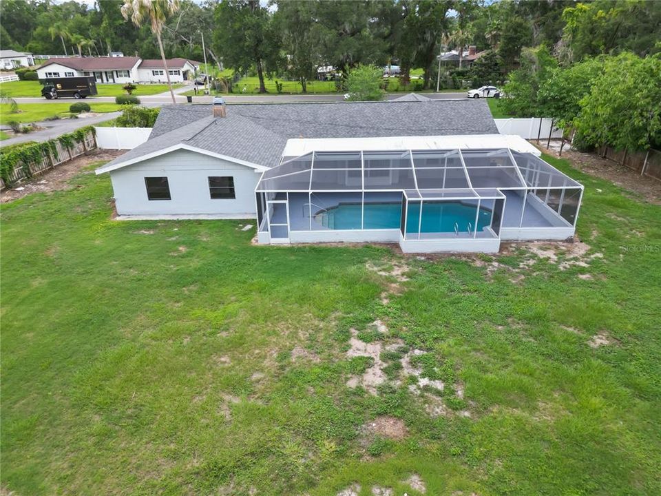 For Sale: $565,000 (4 beds, 3 baths, 2758 Square Feet)