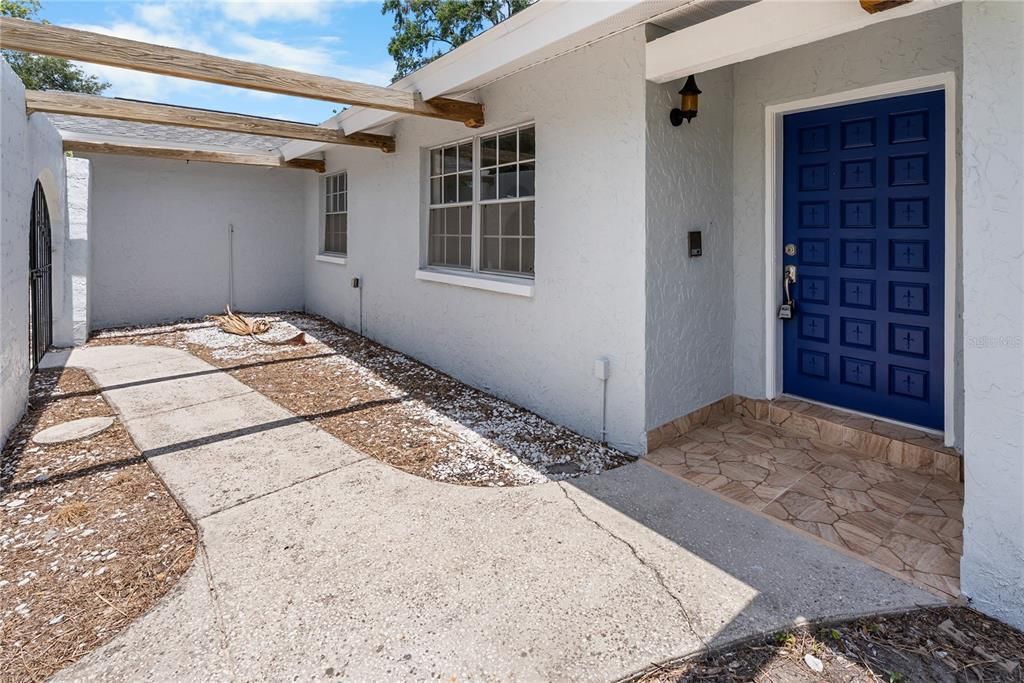 For Sale: $565,000 (4 beds, 3 baths, 2758 Square Feet)