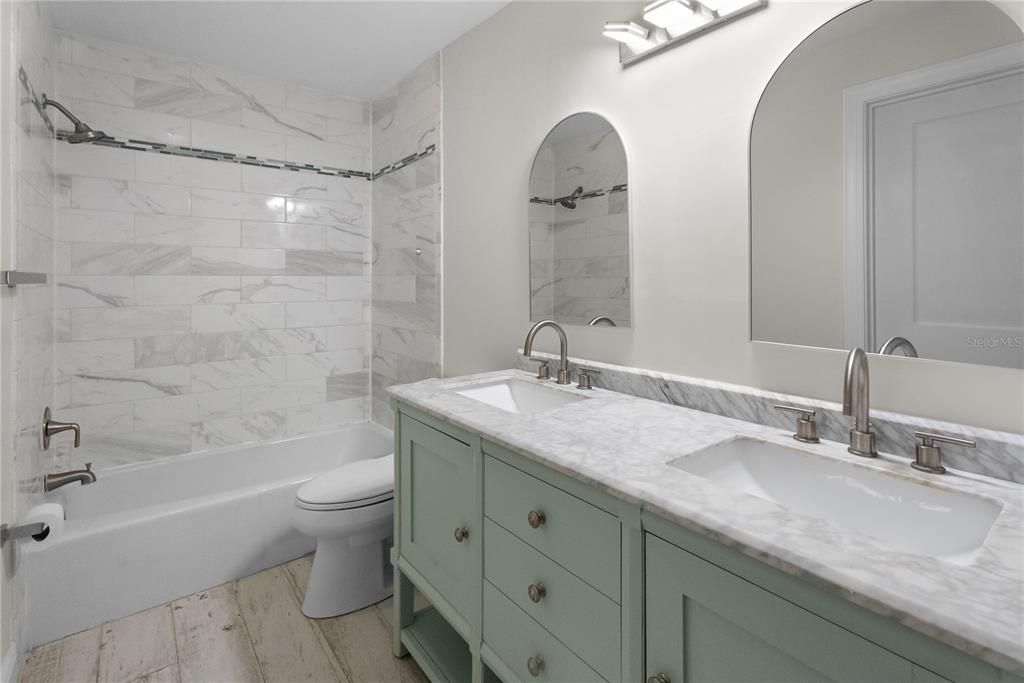 For Sale: $565,000 (4 beds, 3 baths, 2758 Square Feet)