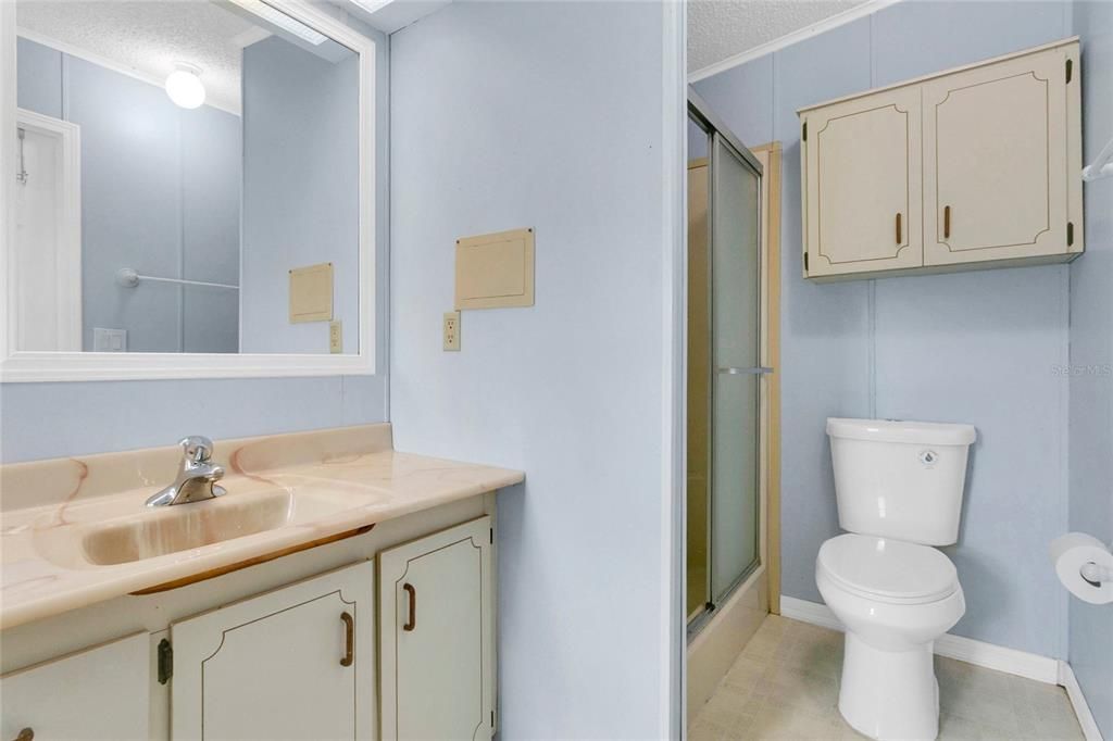 For Sale: $180,000 (2 beds, 2 baths, 1454 Square Feet)