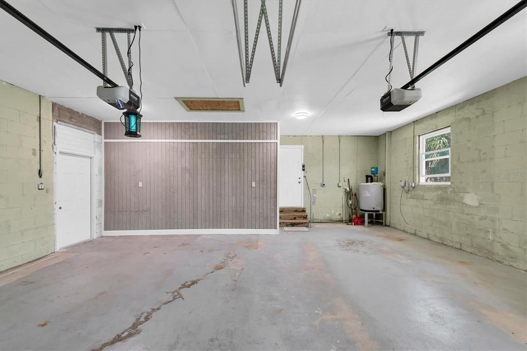 En Venta: $649,000 (3 camas, 2 baños, 1400 Pies cuadrados)