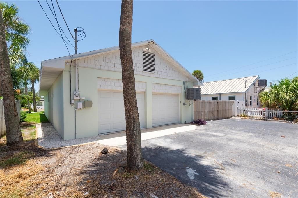 En Venta: $649,000 (3 camas, 2 baños, 1400 Pies cuadrados)