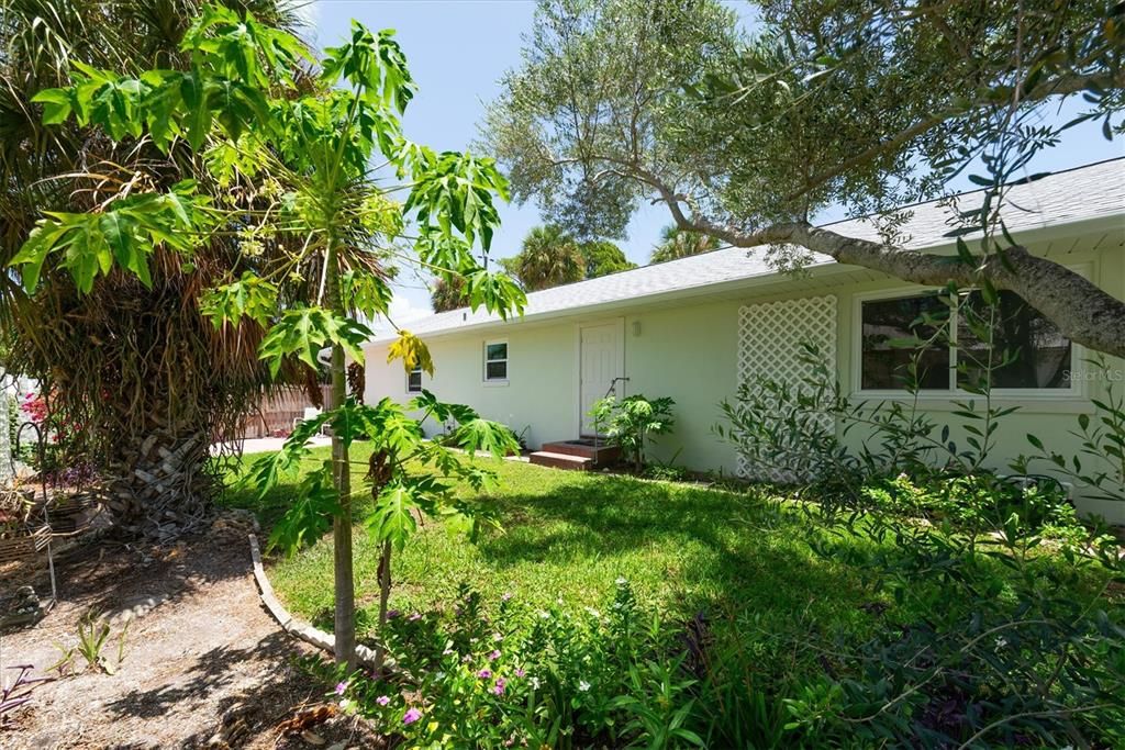 En Venta: $649,000 (3 camas, 2 baños, 1400 Pies cuadrados)