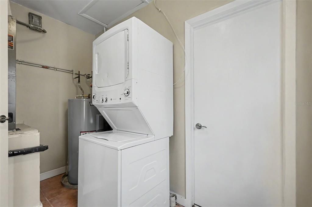 На продажу: $384,500 (3 спален, 2 ванн, 1160 Квадратных фут)