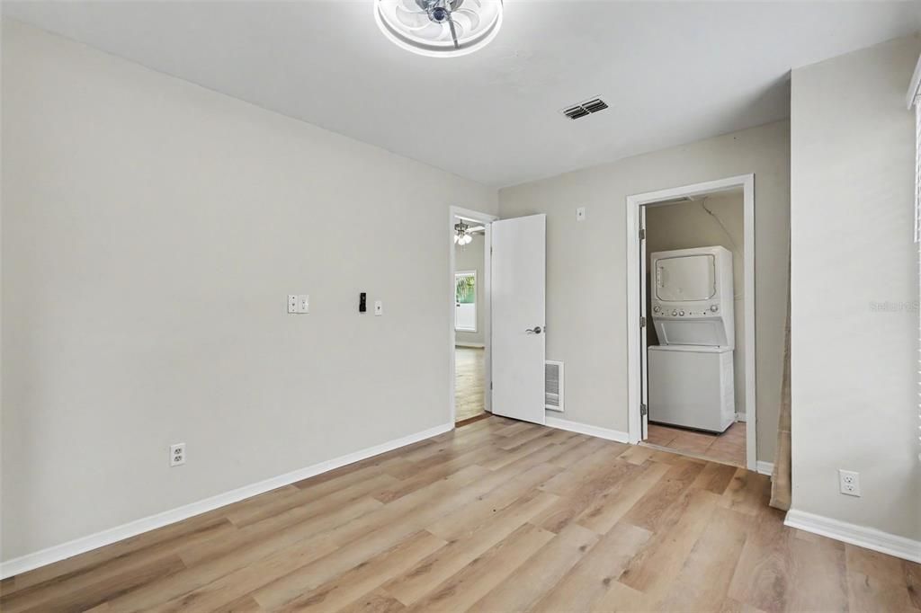 En Venta: $389,500 (3 camas, 2 baños, 1160 Pies cuadrados)