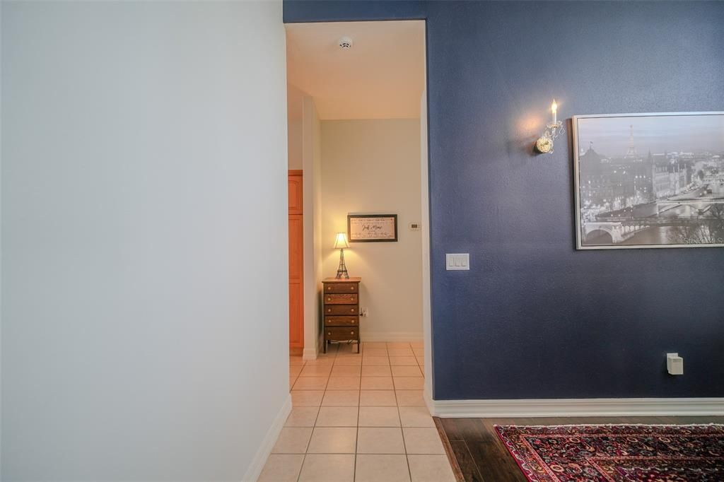 Activo con contrato: $622,000 (4 camas, 3 baños, 3058 Pies cuadrados)