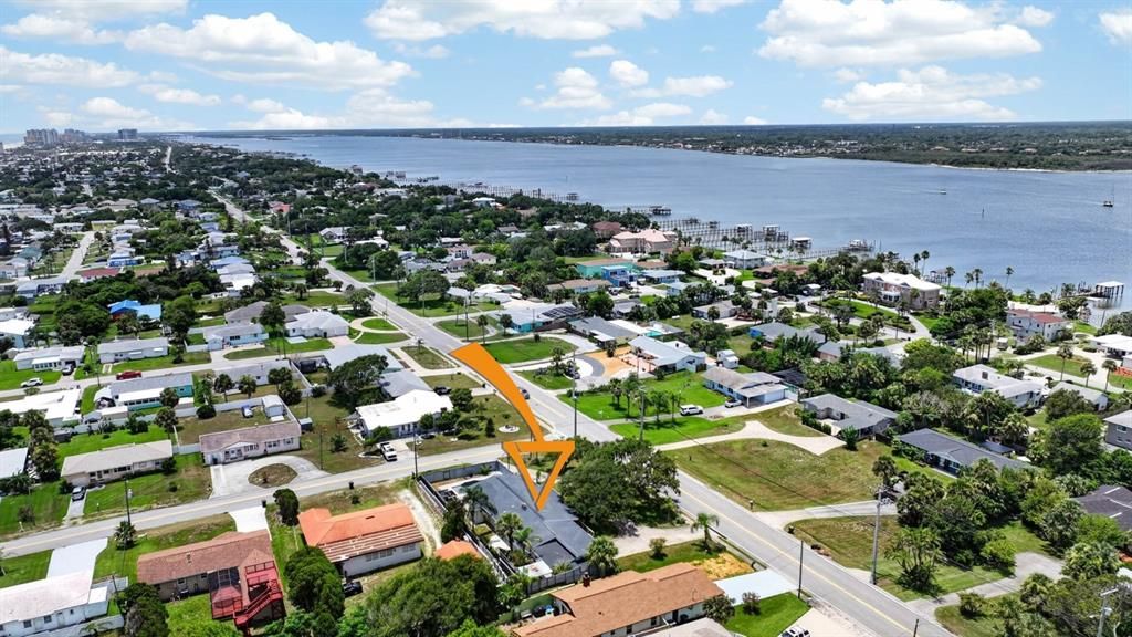 En Venta: $578,800 (4 camas, 3 baños, 2048 Pies cuadrados)