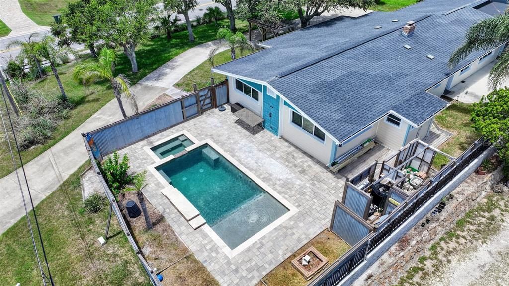 En Venta: $578,800 (4 camas, 3 baños, 2048 Pies cuadrados)