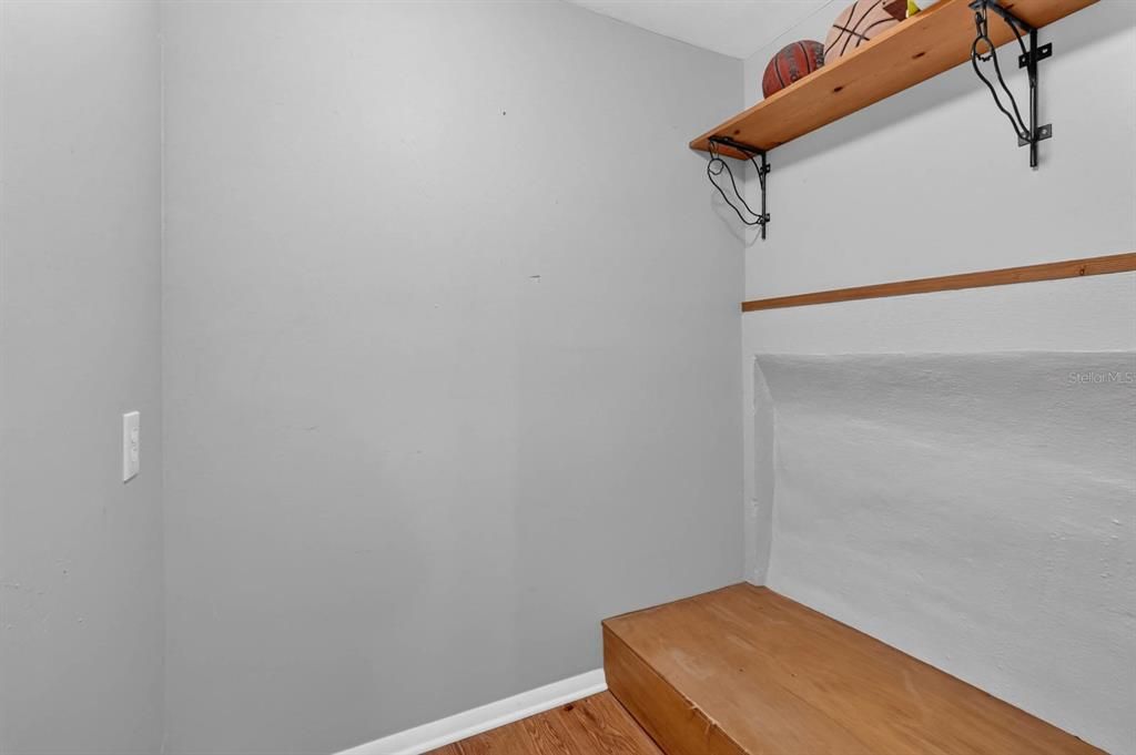 En Venta: $578,800 (4 camas, 3 baños, 2048 Pies cuadrados)