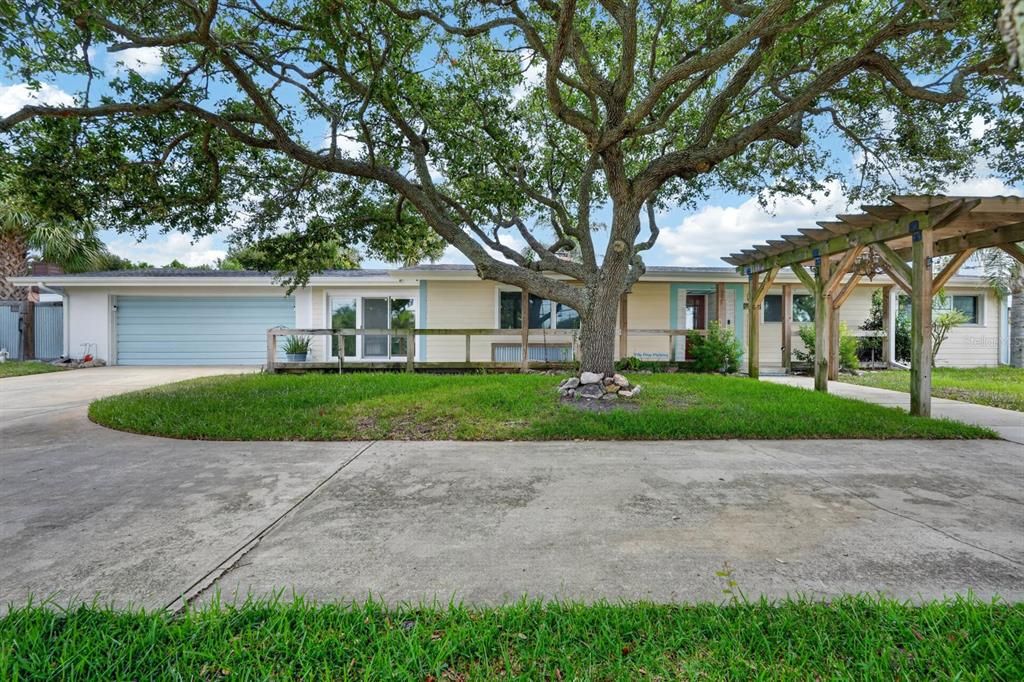 En Venta: $578,800 (4 camas, 3 baños, 2048 Pies cuadrados)