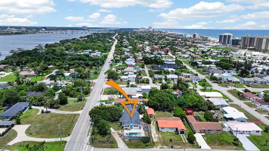 En Venta: $578,800 (4 camas, 3 baños, 2048 Pies cuadrados)