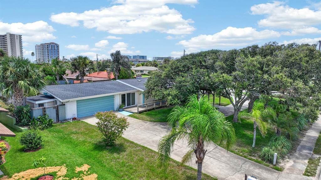 En Venta: $578,800 (4 camas, 3 baños, 2048 Pies cuadrados)