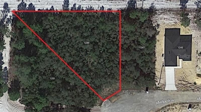 En Venta: $34,990 (0.36 acres)