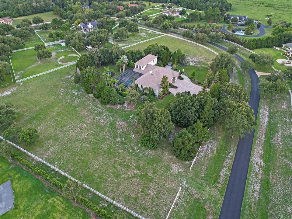 На продажу: $2,999,999 (6 спален, 5 ванн, 6829 Квадратных фут)