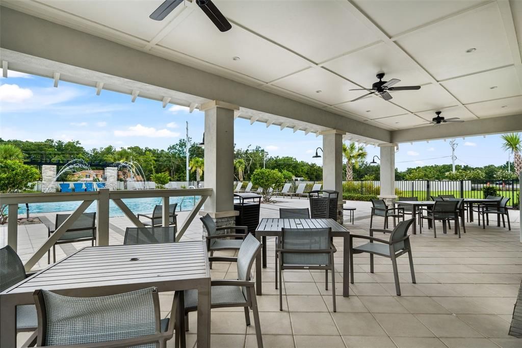 For Sale: $464,500 (4 beds, 3 baths, 2574 Square Feet)