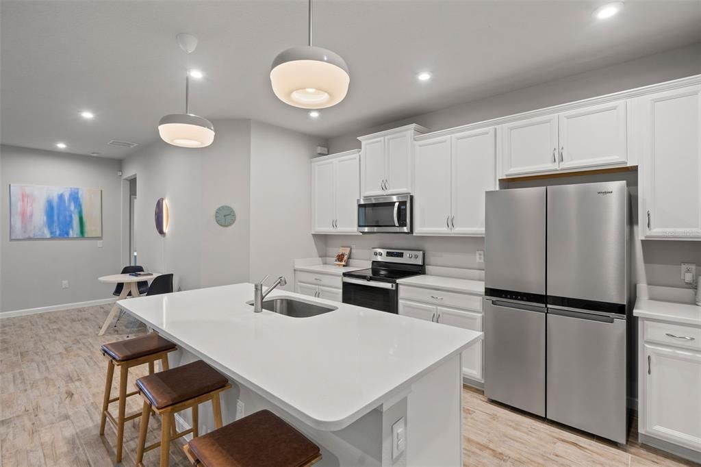 For Sale: $464,500 (4 beds, 3 baths, 2574 Square Feet)