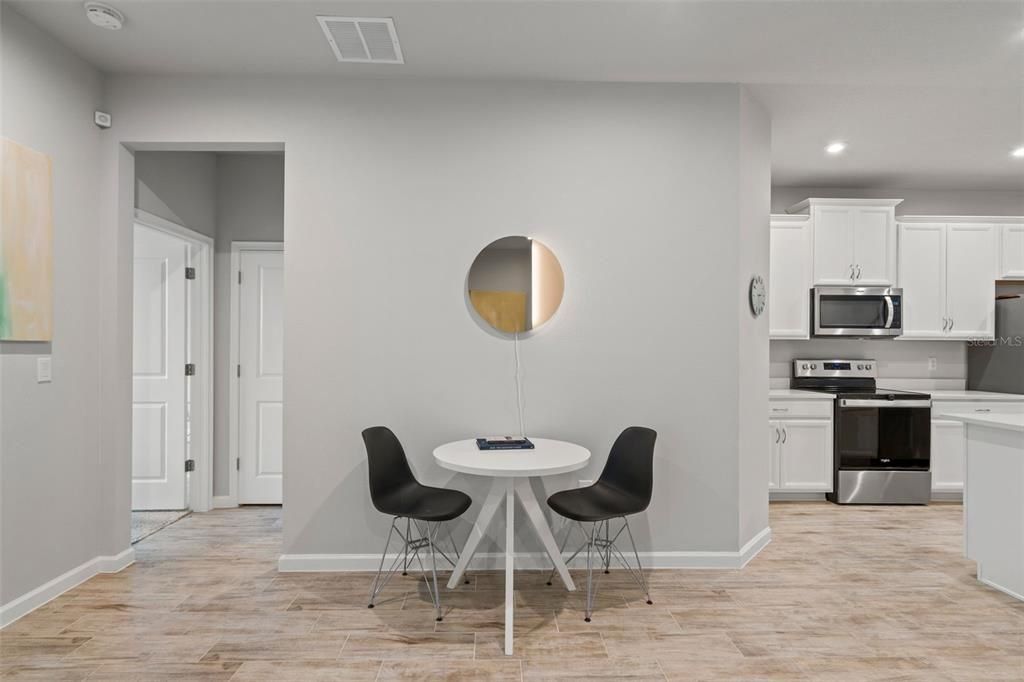 For Sale: $464,500 (4 beds, 3 baths, 2574 Square Feet)