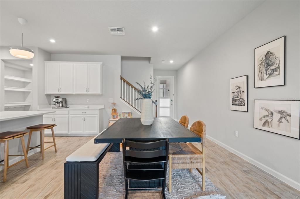 For Sale: $464,500 (4 beds, 3 baths, 2574 Square Feet)