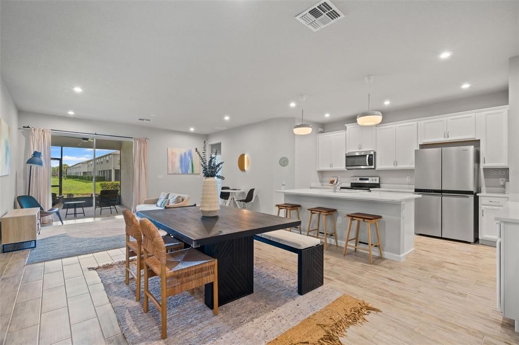For Sale: $464,500 (4 beds, 3 baths, 2574 Square Feet)