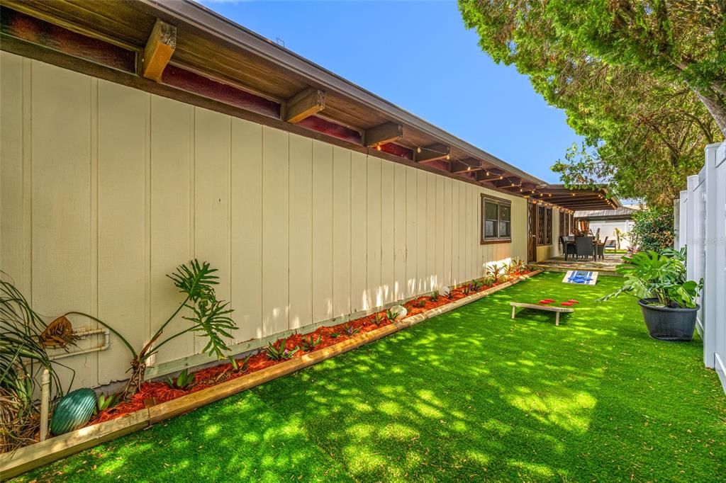 For Sale: $685,000 (4 beds, 3 baths, 2583 Square Feet)