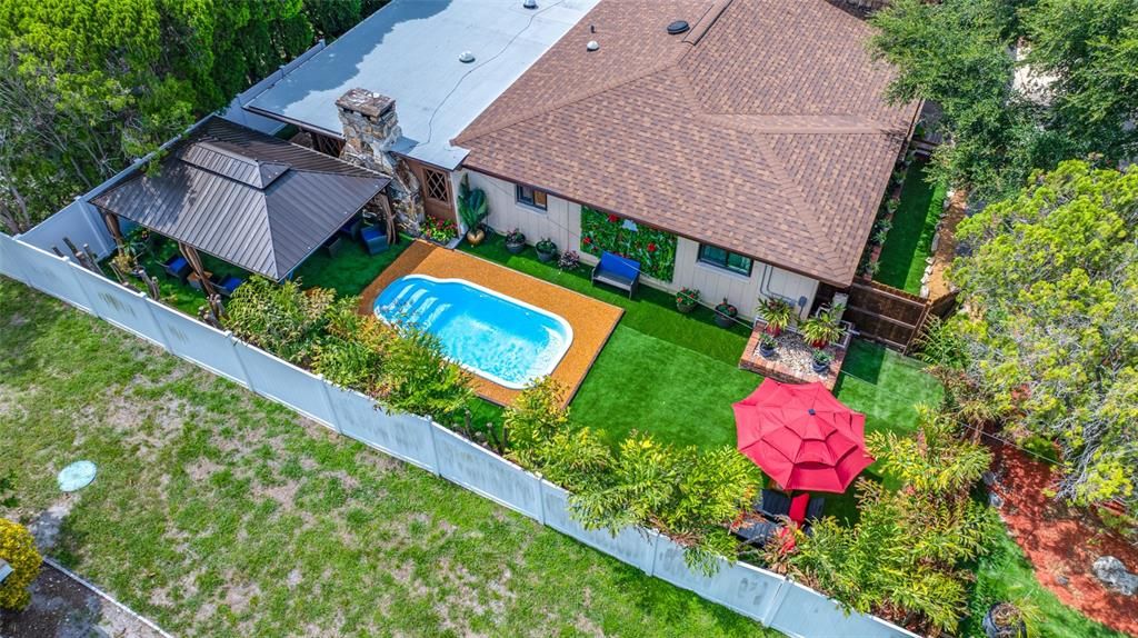 For Sale: $685,000 (4 beds, 3 baths, 2583 Square Feet)