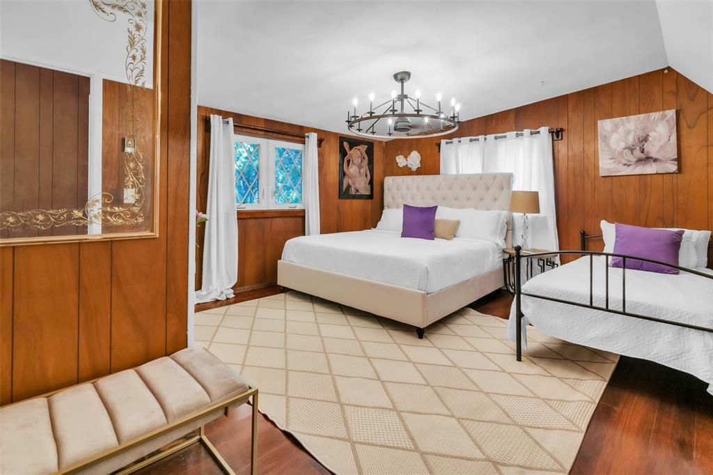 For Sale: $685,000 (4 beds, 3 baths, 2583 Square Feet)