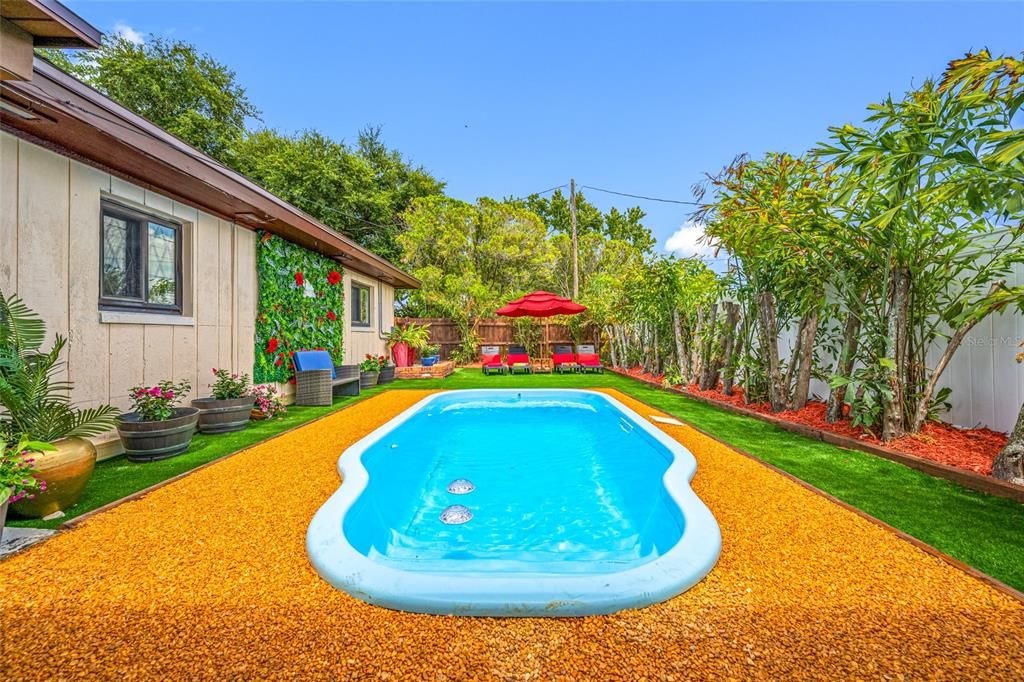 For Sale: $685,000 (4 beds, 3 baths, 2583 Square Feet)