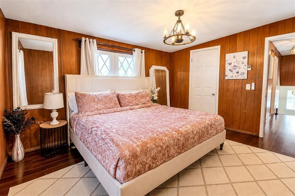 For Sale: $685,000 (4 beds, 3 baths, 2583 Square Feet)