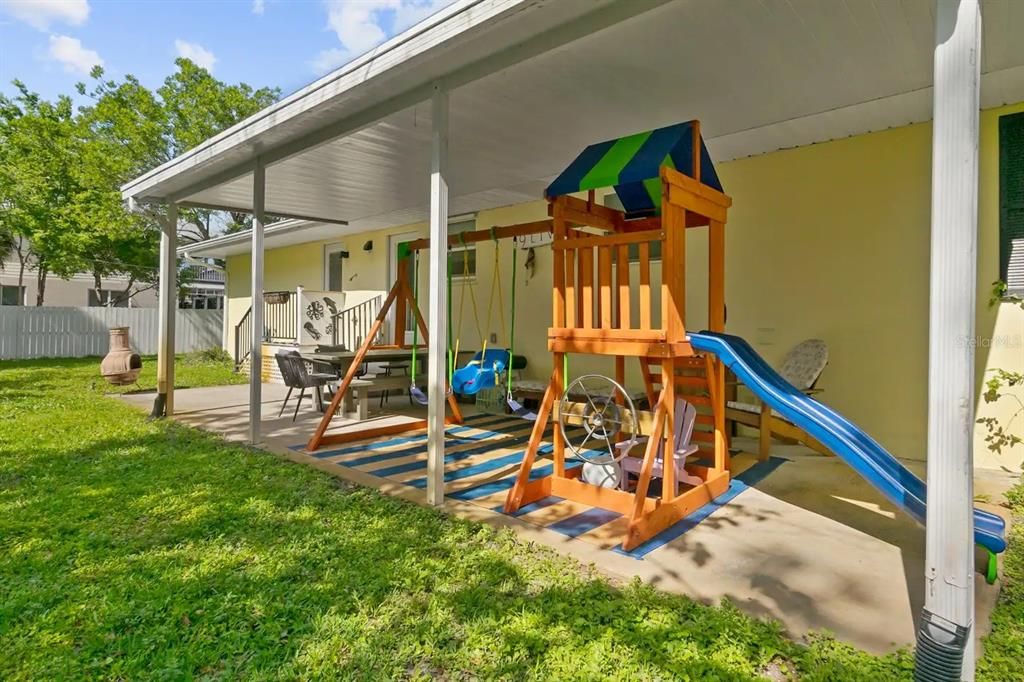 На продажу: $870,000 (4 спален, 4 ванн, 2178 Квадратных фут)
