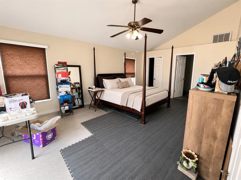 En Venta: $249,900 (3 camas, 2 baños, 1596 Pies cuadrados)