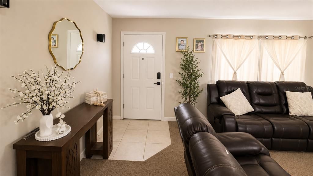 For Sale: $230,000 (3 beds, 2 baths, 1332 Square Feet)