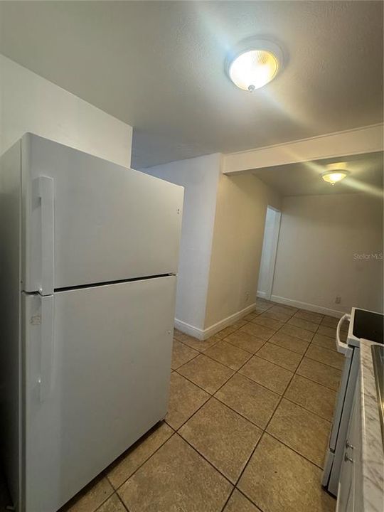 В аренду: $1,725 (2 спален, 1 ванн, 865 Квадратных фут)