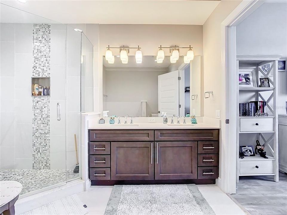 For Sale: $424,900 (3 beds, 3 baths, 1568 Square Feet)