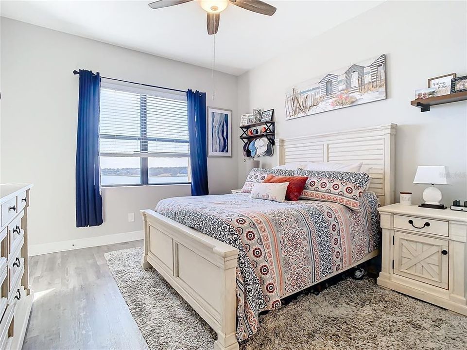 For Sale: $424,900 (3 beds, 3 baths, 1568 Square Feet)