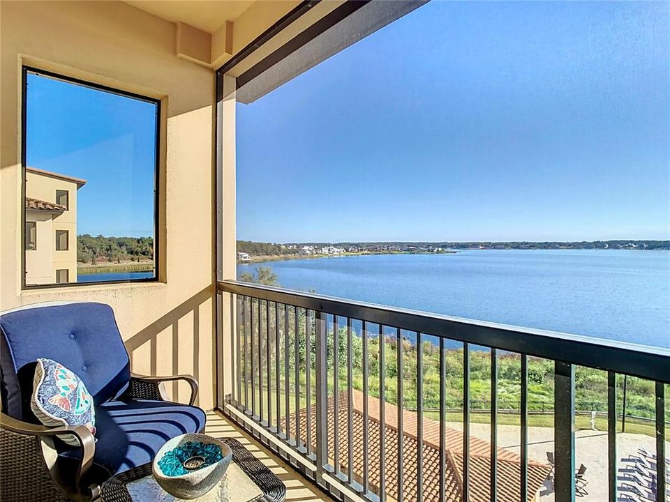 For Sale: $424,900 (3 beds, 3 baths, 1568 Square Feet)