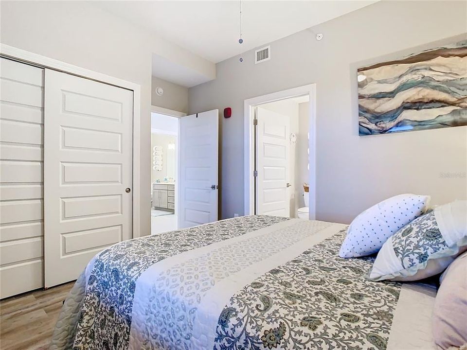 For Sale: $424,900 (3 beds, 3 baths, 1568 Square Feet)